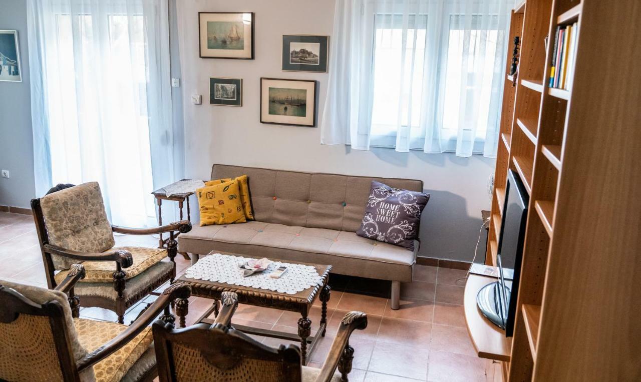 Next To The Sea - Apartment